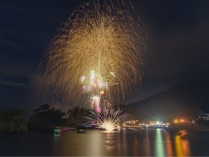 【堂ヶ島夕映えの花火】今年は9/26(土)・27(日)・10/3(土)・4(日)の4日間開催!