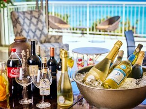 【東館|期間限定オープン、特別なラウンジタイム】