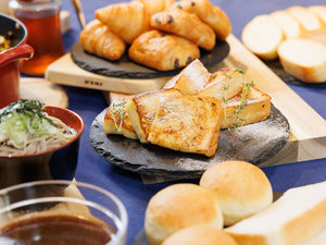 【朝食】札幌で人気の高級食パン「おかめや」のパンを使用したフレンチトースト♪