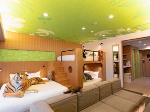 �f�n�k�c�@�r�s�`�x�@���É��@�h�i�S�[���h�X�e�C�j�̎{�ݎʐ^1