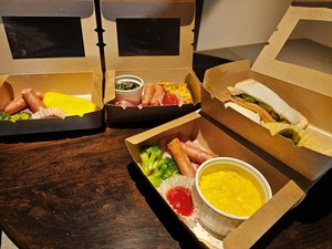 バスケットにてお部屋にお届けするご朝食♪