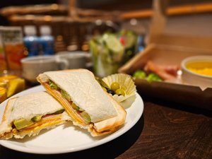 バスケットにてお部屋にお届けするご朝食♪