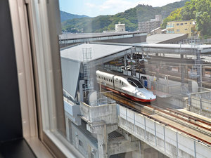 【トレインビューシングル】17平米/お部屋から新幹線・列車を望むトレインビュー!