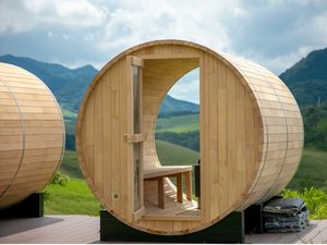展望サウナ。絶景を眼下に、おもいっきり”ととのって”ください。