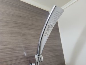 �V�����[�w�b�h