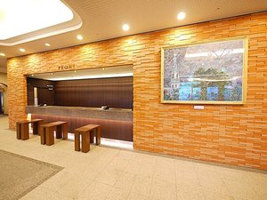 フロントカウンター