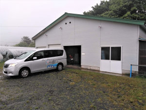 【送迎】バイクや自転車を泊めたあとは、ワゴン車でホテルまで送迎します!