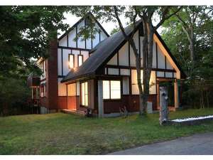 【山梨県富士五湖エリアの貸別荘・コテージ・ログハウス・コンドミニアム】MOON GLOW