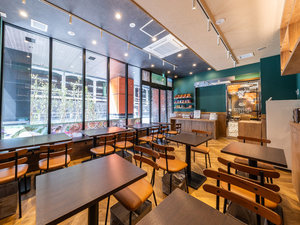館内レストラン店内