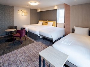コンフォートツインルームの4名利用33u 家族旅行やお友達とのご旅行に最適なお部屋です。