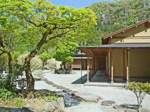 【熊本県湯布院耶馬渓・中津・国東の高級ホテル・高級旅館】耶馬渓 オーベルジュ楓乃木