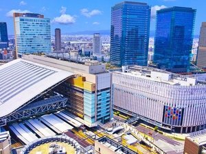 大阪駅当館最寄りの「本町駅」より御堂筋線・中央線にて「大阪梅田駅」「東梅田駅」より徒歩5分程です。