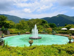 ◆強羅公園【ワンちゃん同伴可】花に囲まれた散歩が楽しめます。当施設徒歩10分。