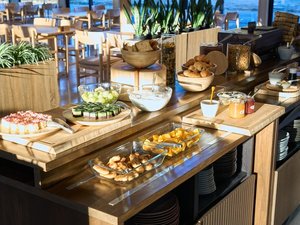 宿泊者朝食ビュッフェ