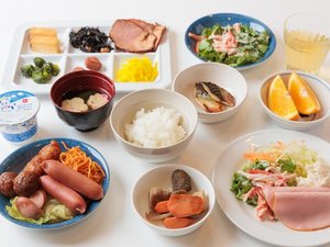 朝食バイキングの一例