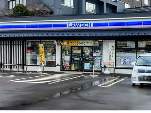 便利な周辺環境☆最寄りのコンビニまで徒歩1〜3分!24時間営業でATMもあり夜間も安心です。