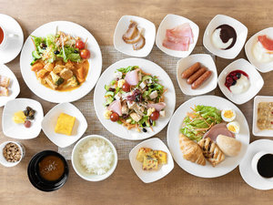 食べ残しゼロを目指して、追加の補充は少しずつ丁寧にご提供しております