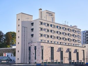水戸駅北口から見える三の丸ホテル(水戸駅より徒歩2分)