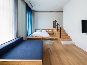 Junior Suite in the Historic Bldg.�b�o�^�L�`�������ɂ���m���ł��B