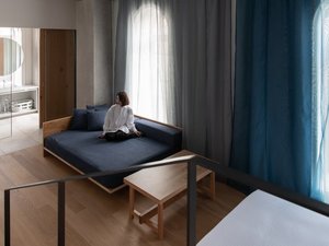 Junior Suite in the Historic Bldg.�b�o�^�L�`�������ɂ���m���ł��B