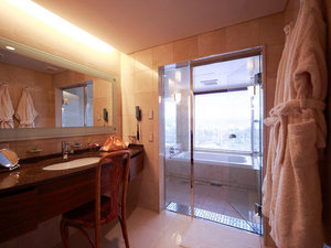 �o�X���[��