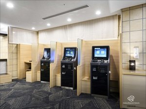 ご精算は自動精算機にて承ります。