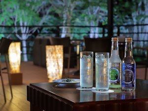 【テラス・夜】夜になるとテラスではお酒をお楽しみいただけます