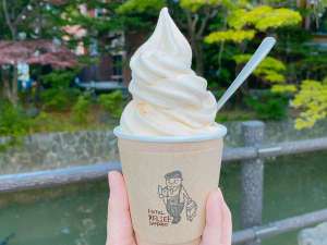 さっぱりとした味わいがたまらない!ソフトクリームもご用意♪ ※12〜22時【ラウンジ】