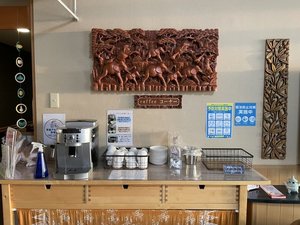 2階ドッグカフェ。無料の美味しいコーヒーをどうぞ!