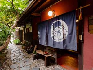 �Q�X�g�n�E�X�a�y���̎ʐ^