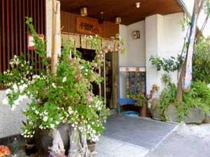 �y�F�{��:���̎��E�����E����z�F�{ ���ދv����s�m�΃z�e��