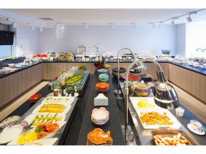 京都ならではのご当地メニューも豊富に取り揃えております。