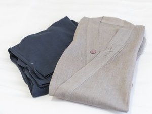 アメニティーバーで館内着をご用意しております。