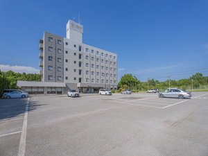 無料駐車場150台分完備