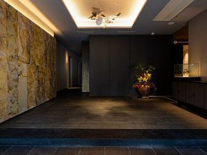 �G���g�����X