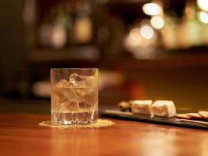 気軽に楽しめるBARは2Fまで。記憶に残る体験をお楽しみ頂けます。