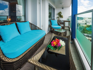 �v���~�A�I�[�V�����X�C�[�g/3LDK ���[�t�e���X