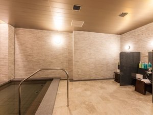 �y���������z�V�����[�w�b�h��ReFa�𓱓����Ă���܂�