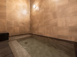 男女別の大浴場を完備しております。旅の疲れをゆっくりと洗い流してください。