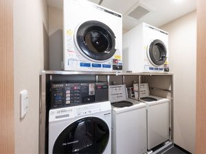 設備:コインランドリー