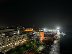部屋からのビュー(夜景)