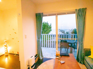 �y�I�[�V�����X�C�[�g���[���z������̑��͓������肪�悭�A�[�z�␯������߂��܂��B