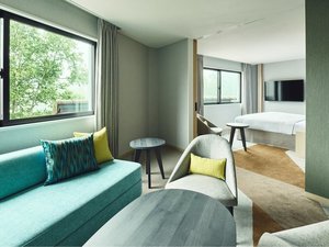 �y2�x�b�h���[���X�C�[�g90���āz�L���O�T�C�Y�x�b�g1��̐Q���ƃZ�~�_�u���x�b�h��2��̂�����