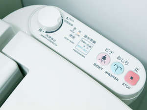温水洗浄機能付きトイレ