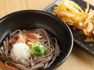 ◆【朝食ご当地逸品料理】季節のかき揚げ&白えびのかき揚げ、越前おろしそば