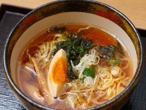 夜鳴きそば(1階・レストラン、21:30~23:00)