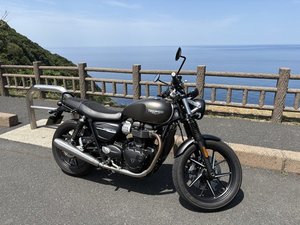TRIUMPH