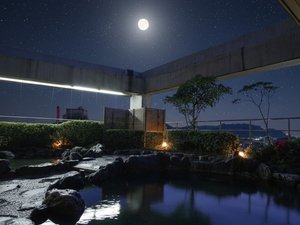 当館の屋上にある露天風呂