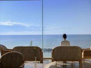 ���{�C��]�̈�ʑ��K���X����̐��������̃��r�[�����E���W�u�l�G�ʂ̊C�v 