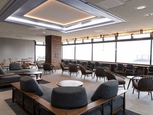 ラウンジ